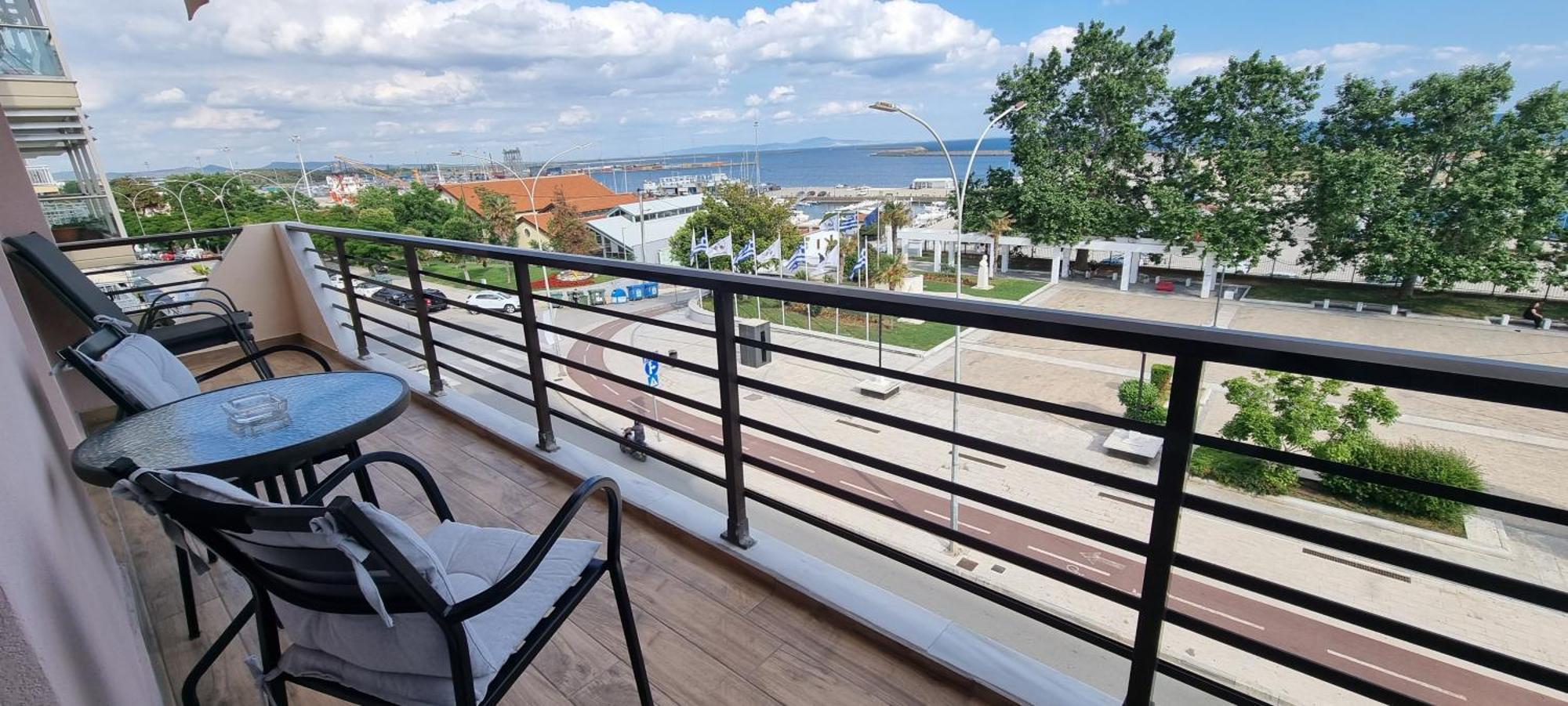 Amazing Sea View Apartment In The City Center! Αλεξανδρούπολη Εξωτερικό φωτογραφία